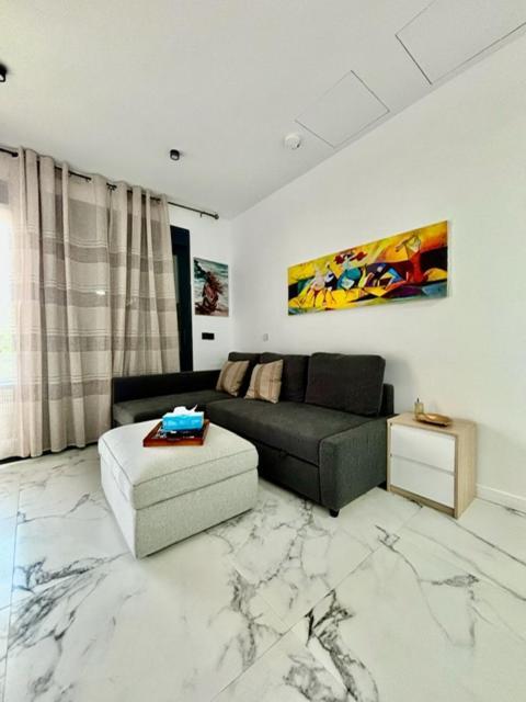 Vila Lova- Luxury Apartments Рокетас-де-Мар Екстер'єр фото